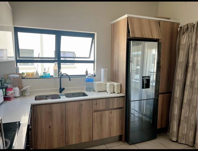 2 BEDROOM APARTMENT TO LET IN SANDOWN